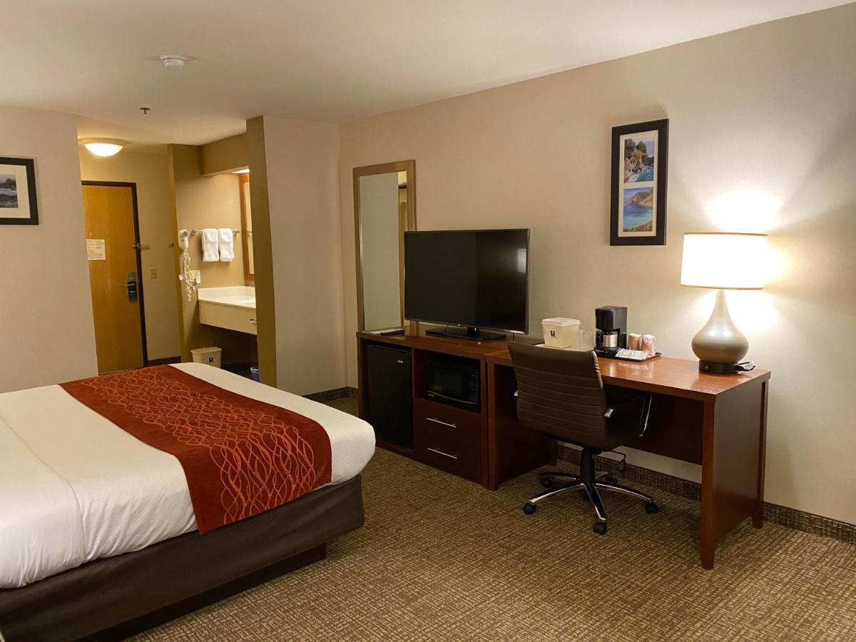 Comfort Inn Marina On The Monterey Bay Exteriör bild