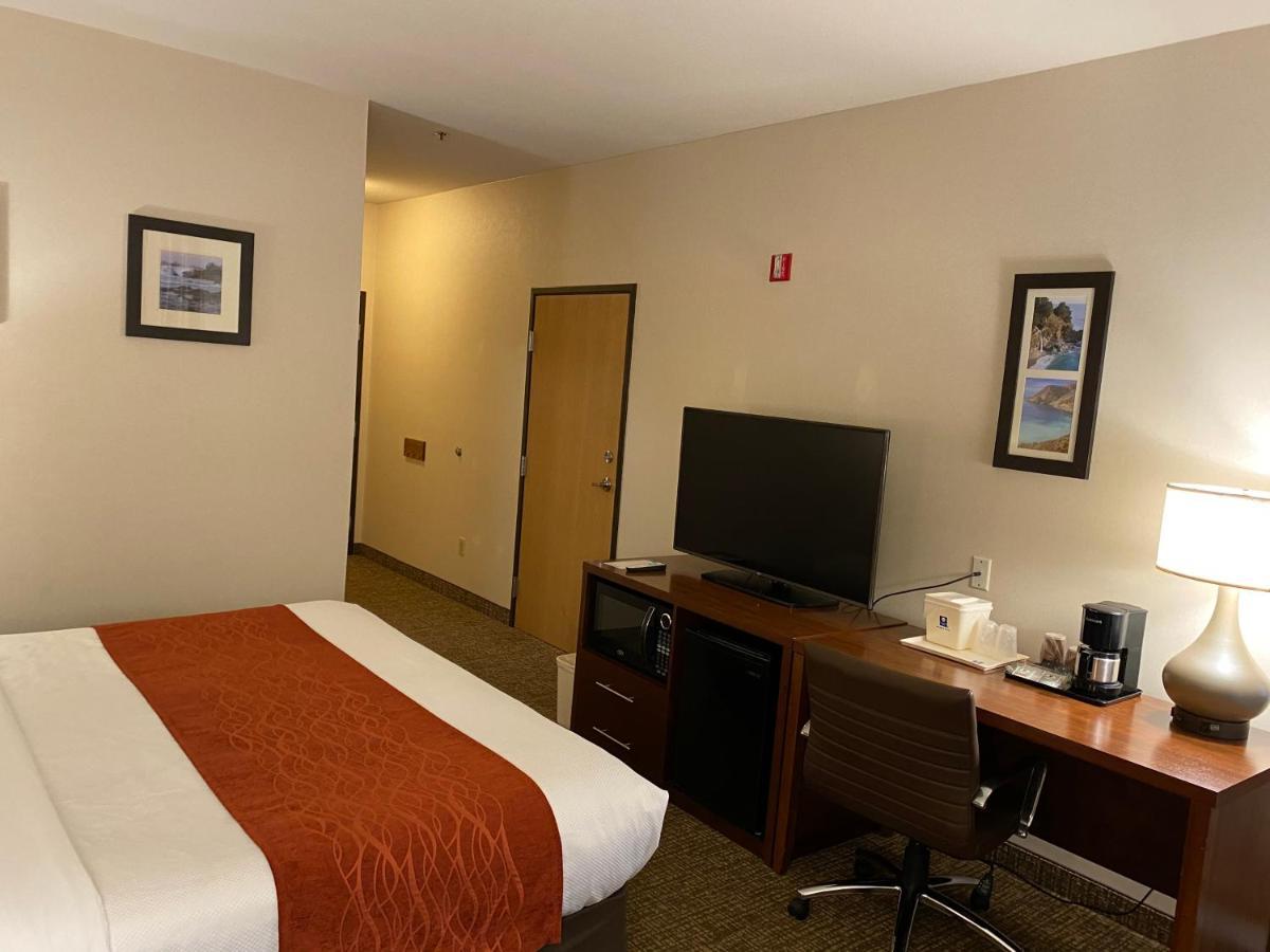 Comfort Inn Marina On The Monterey Bay Exteriör bild