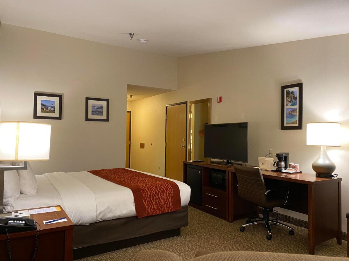 Comfort Inn Marina On The Monterey Bay Exteriör bild