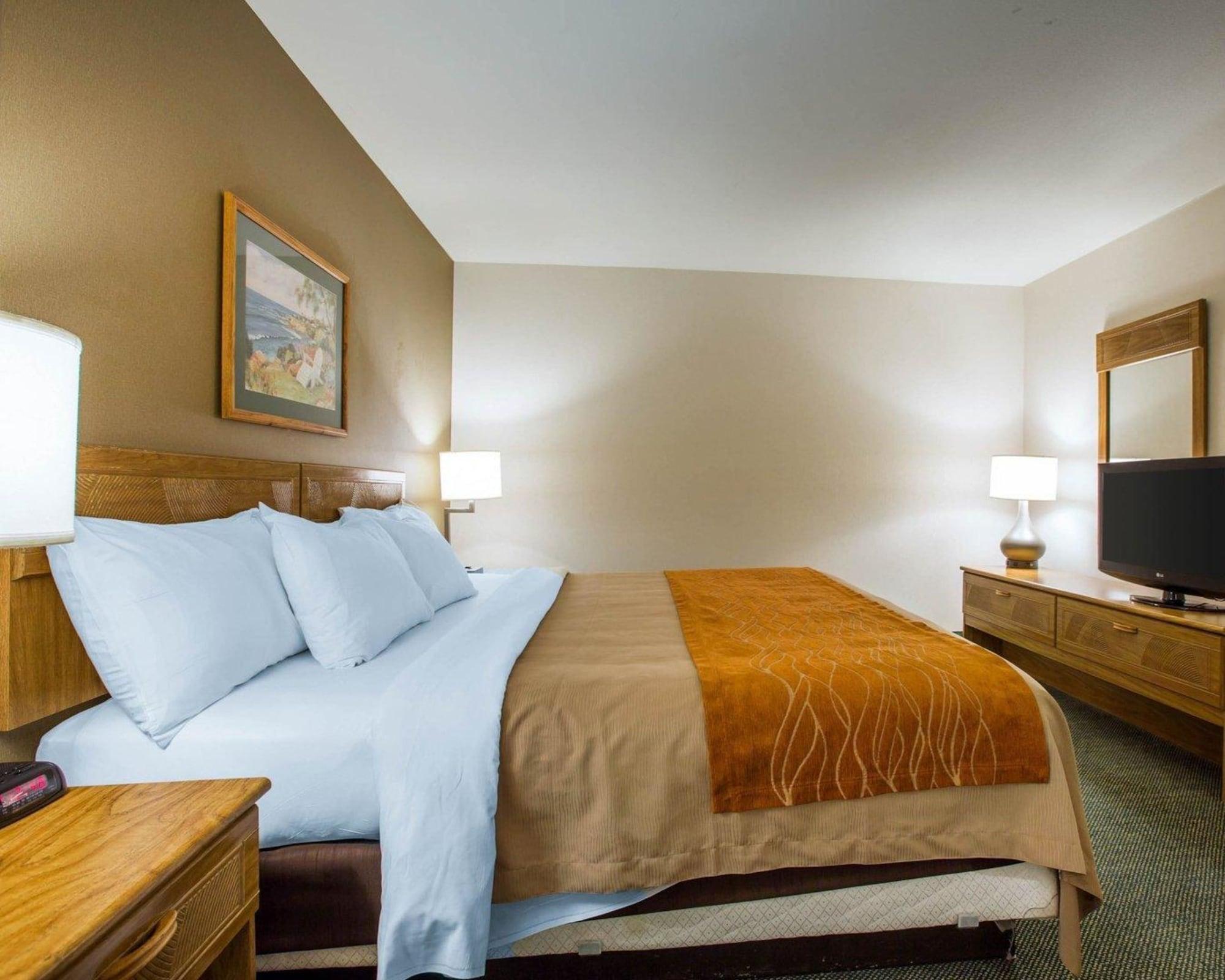 Comfort Inn Marina On The Monterey Bay Exteriör bild