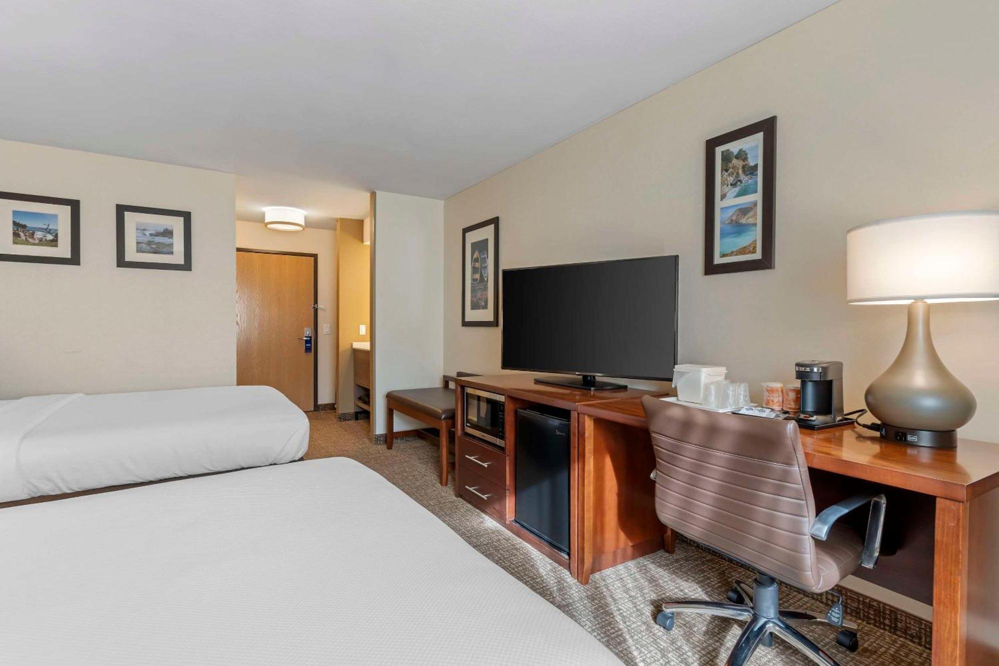 Comfort Inn Marina On The Monterey Bay Exteriör bild